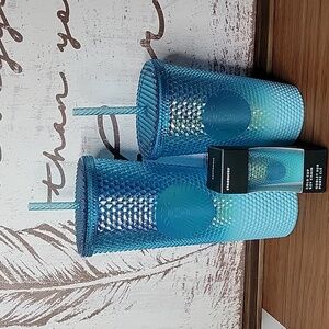 Starbucks 💙🩵 Studded Blue Ombre Cup & Keychain Set